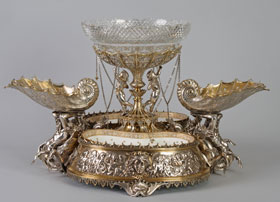 Tiffany-Chrysanthemum-Service